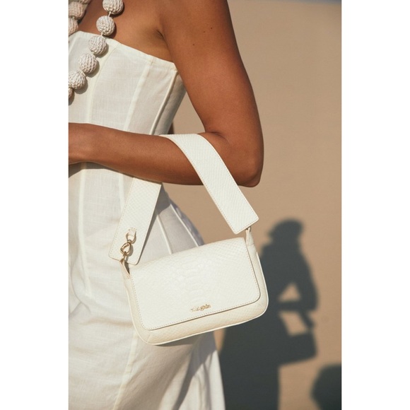 Cult Gaia Damara Shoulder Bag - Picture 6 of 11